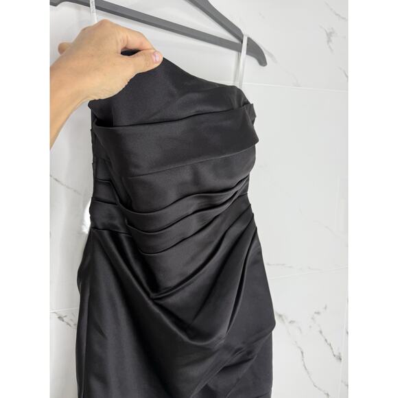 Davids Bridal, Black Mini, Ruched Strapless Cocktail Dress, Size 12 - Picture 4 of 8